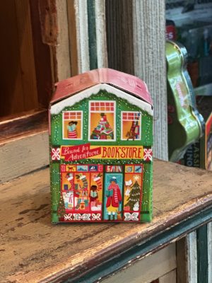 100 piece Holiday Puzzle